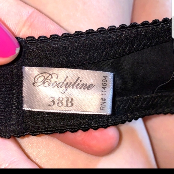 Bodyline black lace  bra - Picture 4 of 4